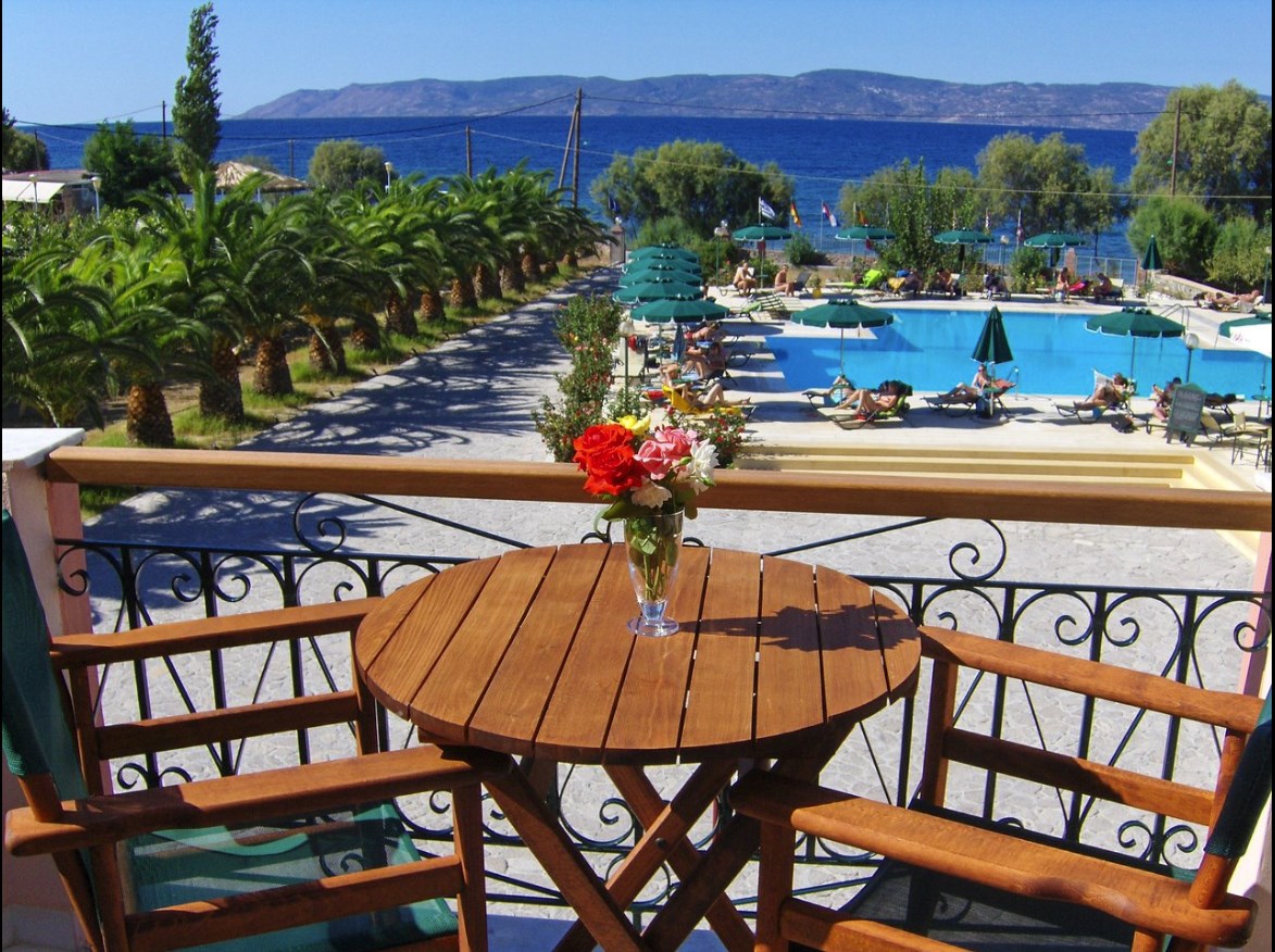 BELLA VISTA Hotel of Eftalou Beach in Molivos (Mithymna)